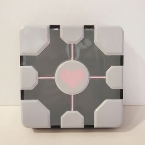 Portal 2 Cookie Cutter Set in Companion Cube Tin